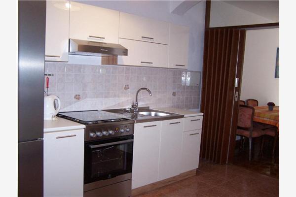 Apartman A2, na 6 osebe