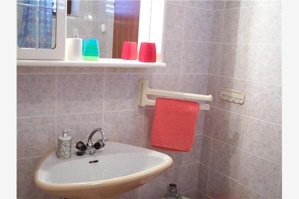 Apartman A2, na 6 osebe