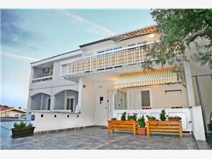 Apartment Makarska riviera,BookVodaFrom 104 €