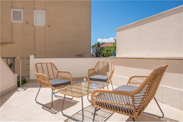 Apartment A1, for 6 persons