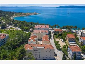 Apartmanok Mari Makarska, Méret 65,00 m2, Légvonalbeli távolság 40 m, Központtól való távolság 40 m