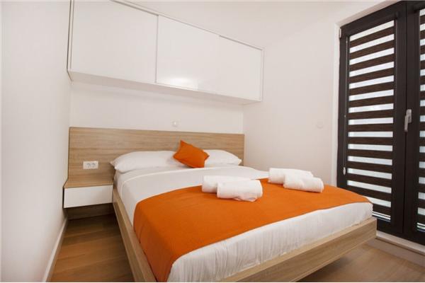 Apartment A6, for 5 persons