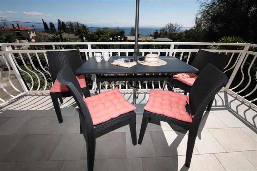 Apartment A2, for 4 persons