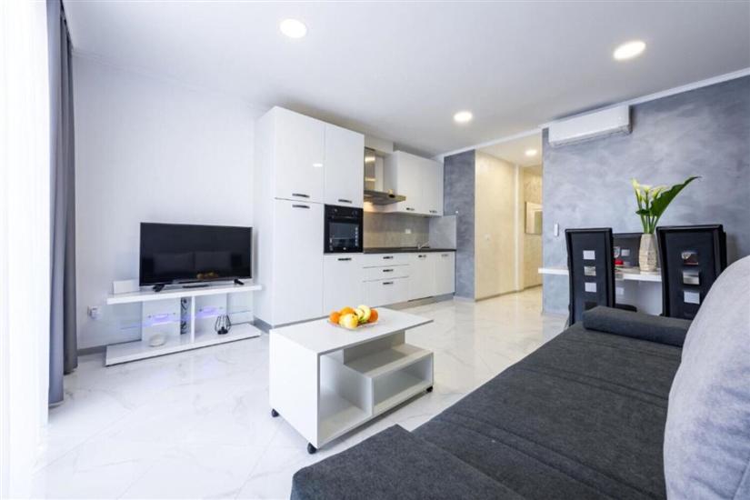 Apartment A4, for 5 persons