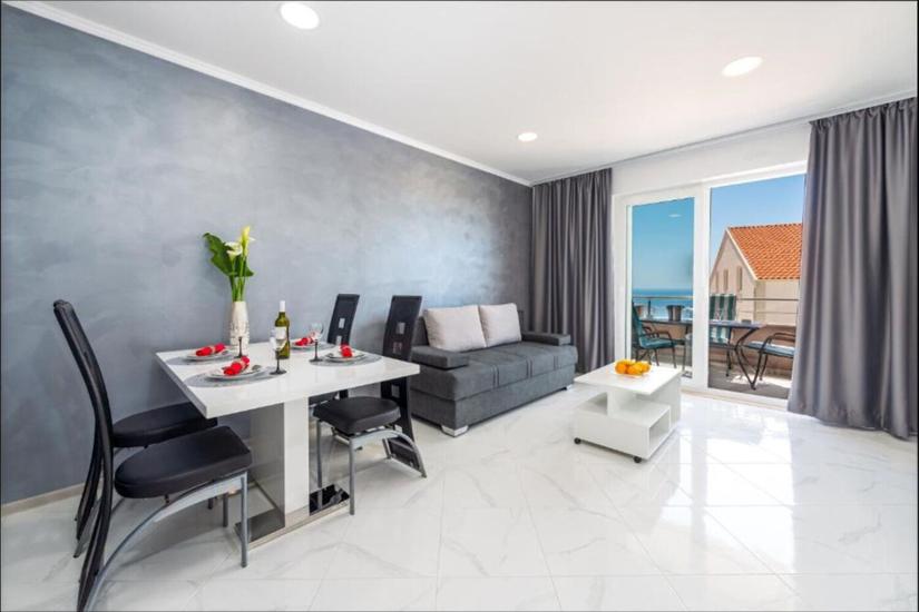 Apartment A4, for 5 persons