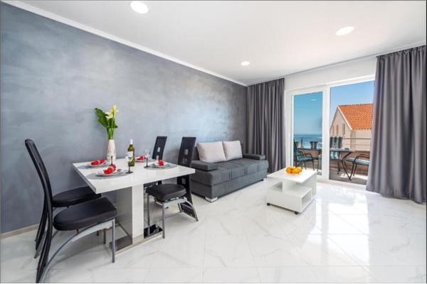 Apartment A4, for 5 persons