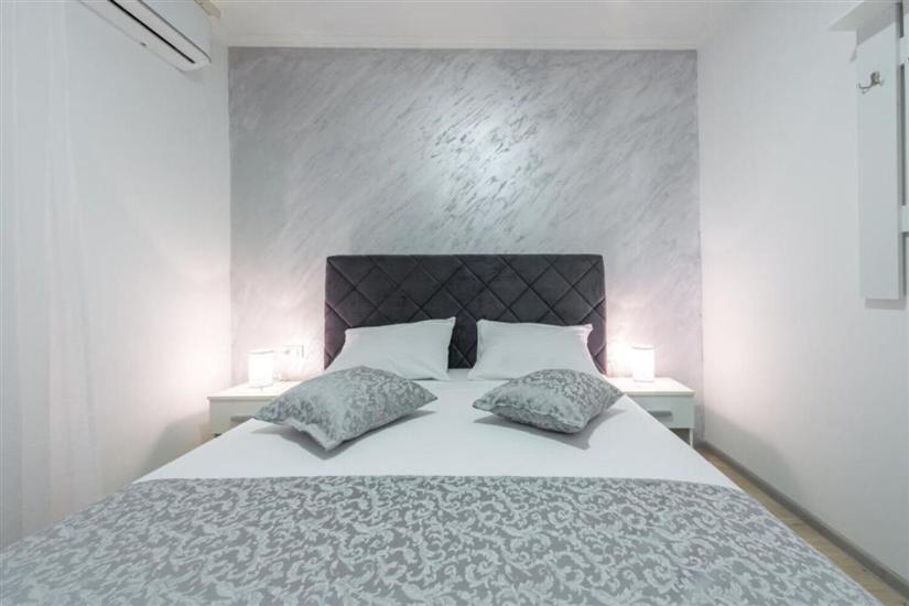 Apartment A4, for 5 persons