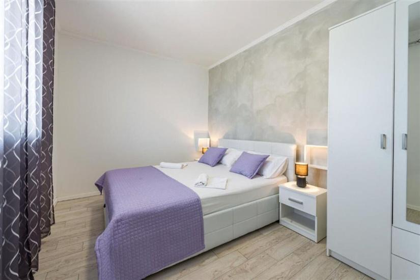 Apartment A2, for 3 persons