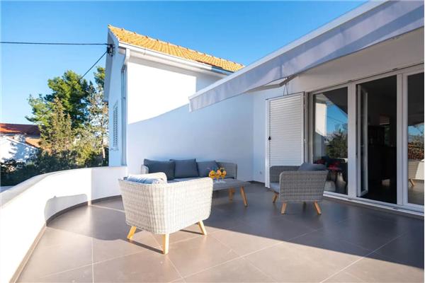 House K1, for 10 persons