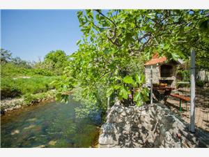 House River Zrnovnica (Split), Airline distance to town centre 230 m