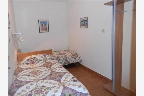 Apartment A2, for 4 persons