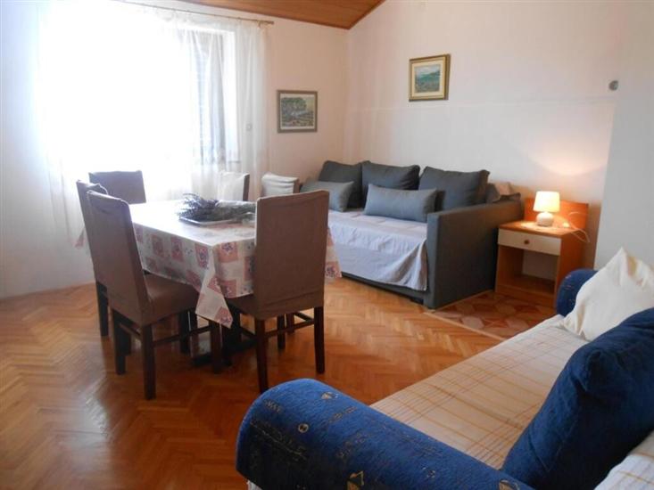 Apartment A3, for 6 persons