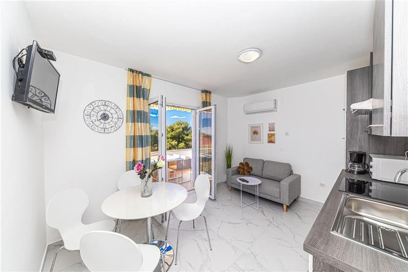 Apartment A4, for 4 persons