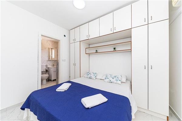 Apartment A4, for 4 persons