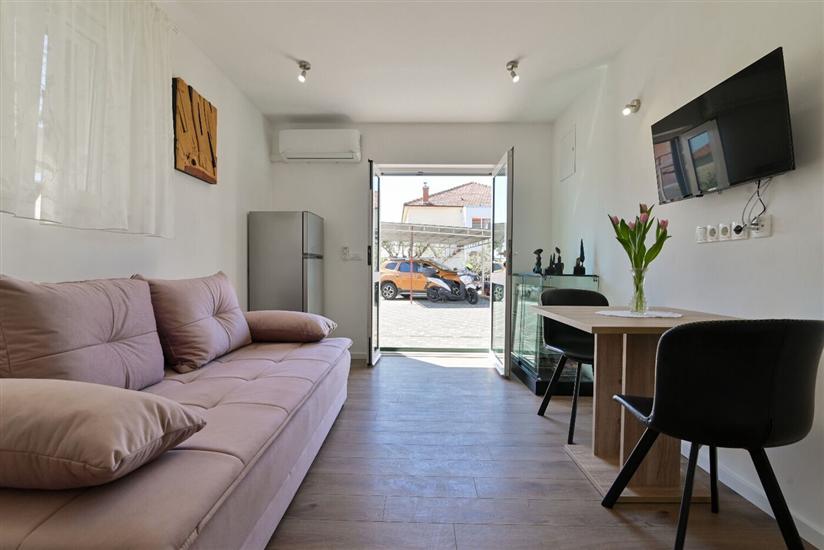 Apartment A2, for 3 persons