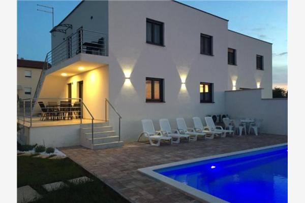 Apartment A2, for 5 persons