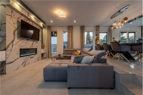 House K1, for 10 persons