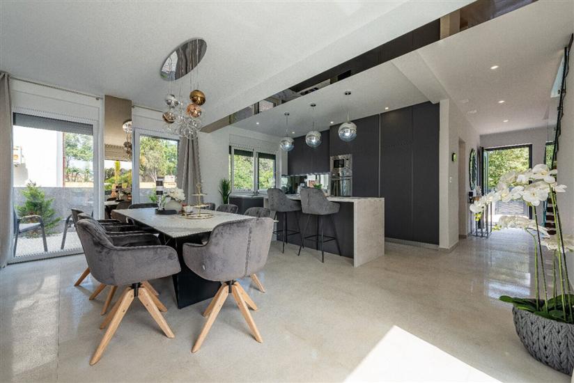 House K1, for 10 persons