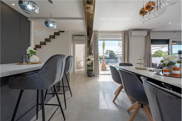 House K1, for 10 persons