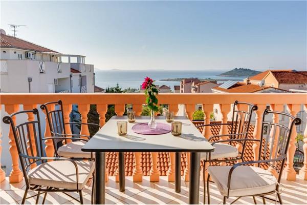 Apartment A4, for 4 persons