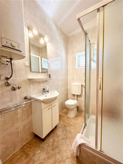 Apartment A4, for 3 persons