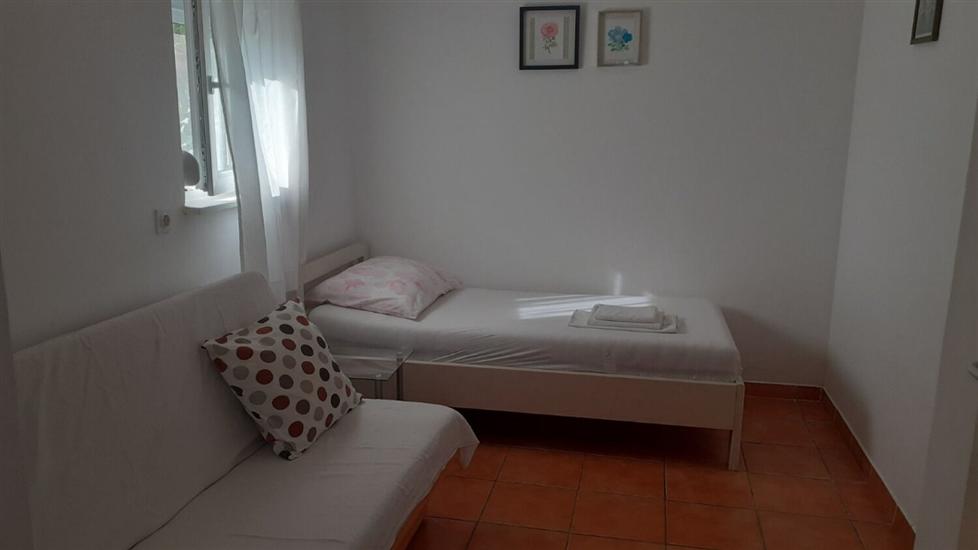 Apartment A6, for 3 persons