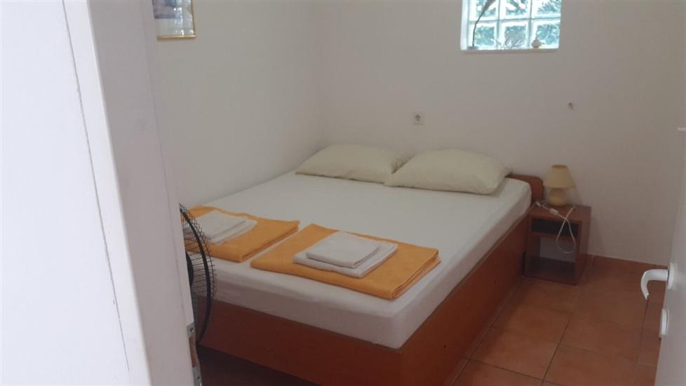 Apartment A6, for 3 persons