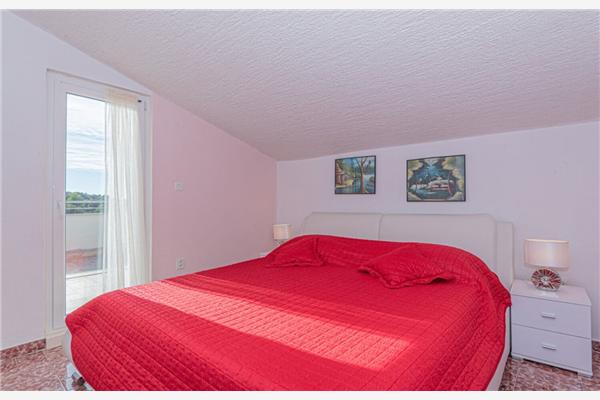 Apartment A4, for 4 persons