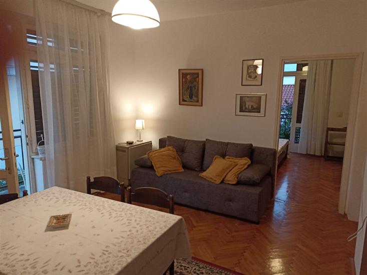 Apartment A2, for 3 persons