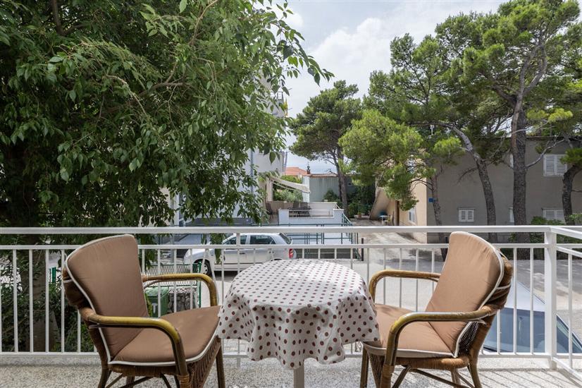 Room S1, for 2 persons