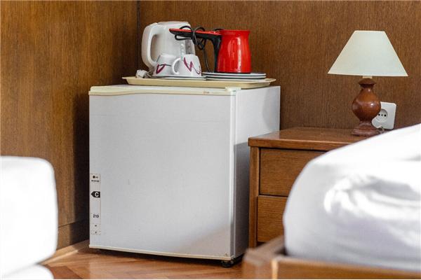 Room S1, for 2 persons