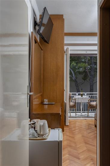 Room S3, for 2 persons