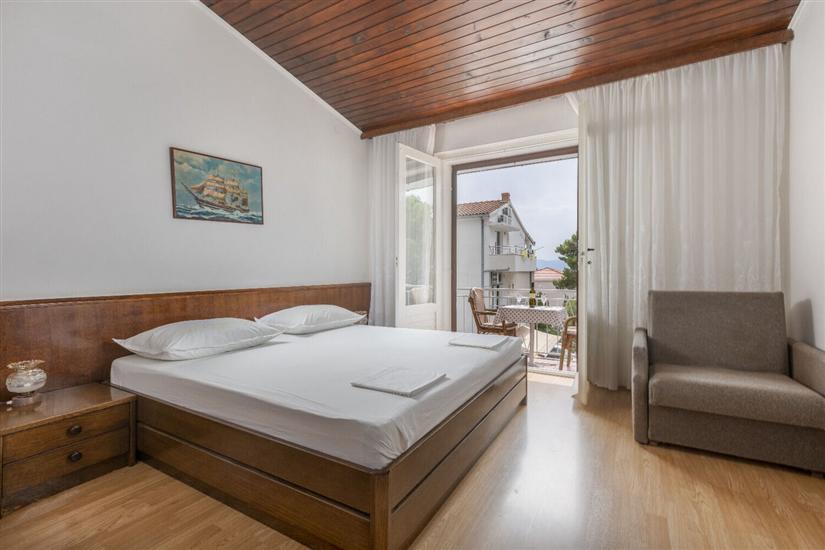 Room S5, for 2 persons