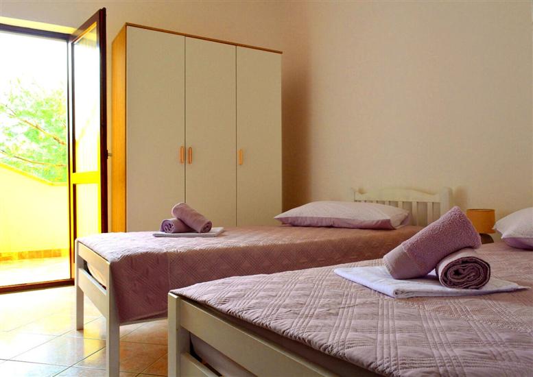 Apartment A1, for 8 persons