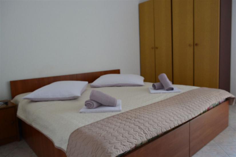 Apartment A1, for 8 persons