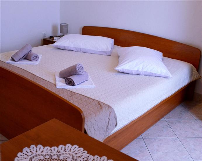 Apartment A1, for 8 persons