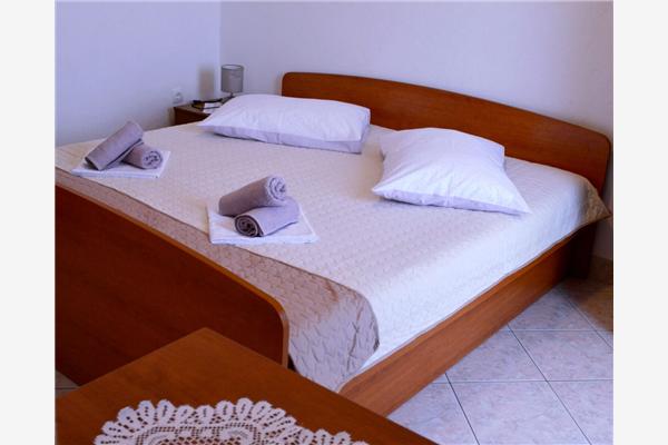 Apartment A1, for 8 persons