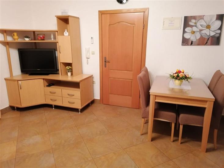 Apartment A1, for 3 persons