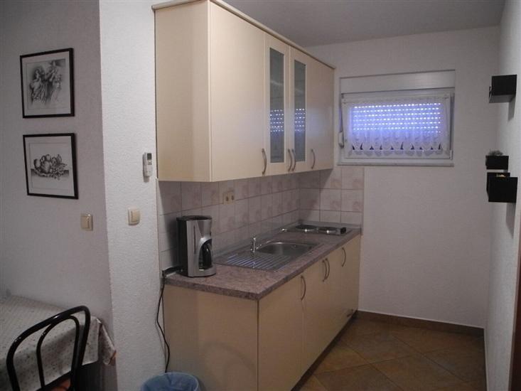 Apartment A3, for 5 persons