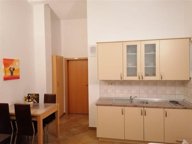 Apartment A5, for 4 persons