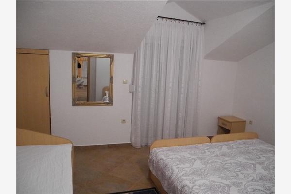 Apartment A5, for 4 persons