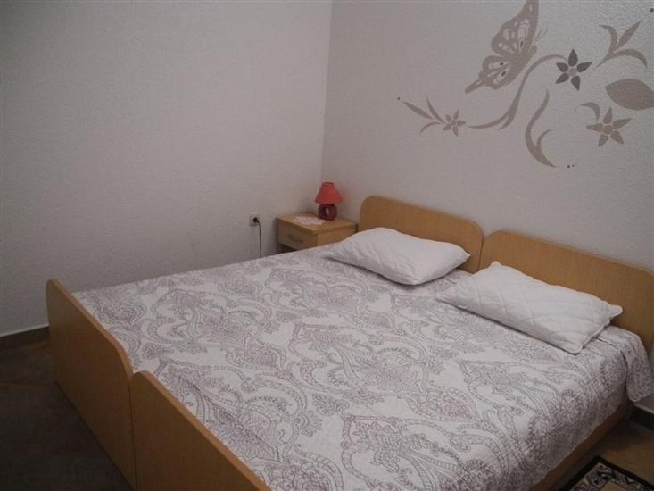Apartment A5, for 4 persons