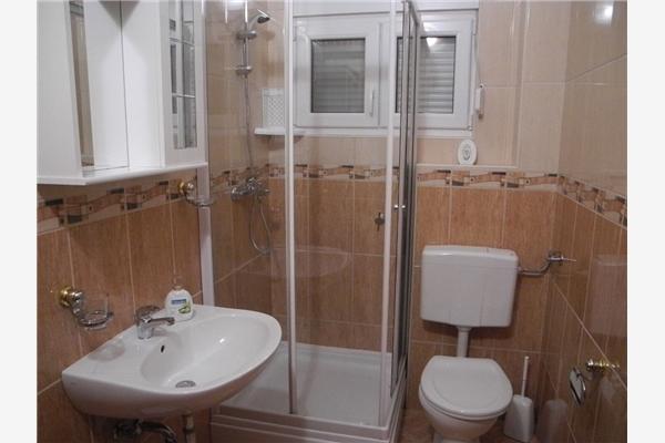 Apartment A5, for 4 persons