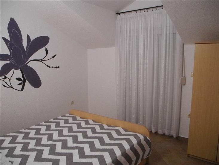 Apartment A6, for 5 persons