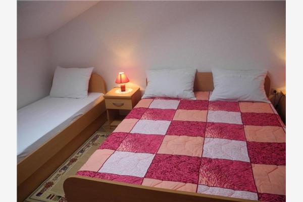 Apartment A6, for 5 persons