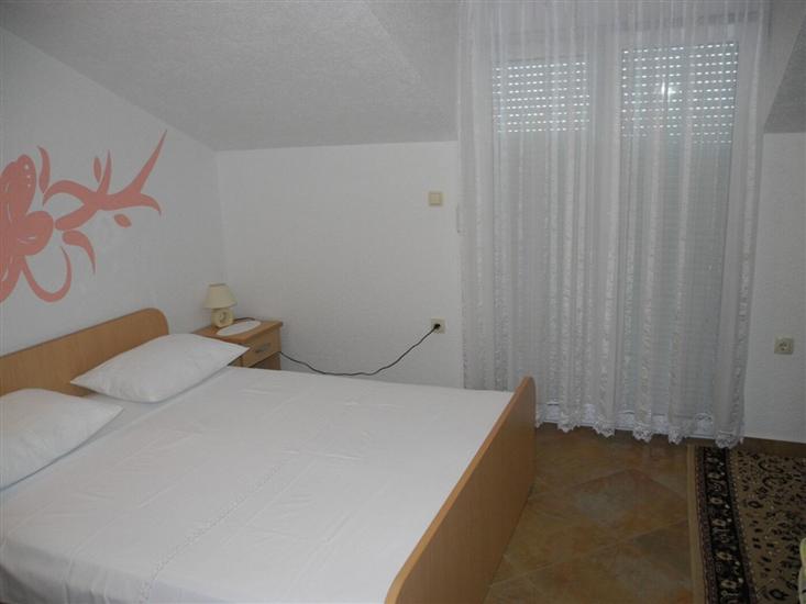 Apartment A7, for 2 persons