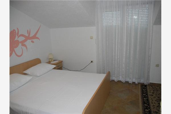 Apartment A7, for 2 persons