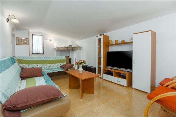 Apartment A1, for 6 persons