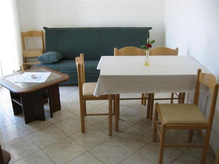 Apartment A1, for 5 persons