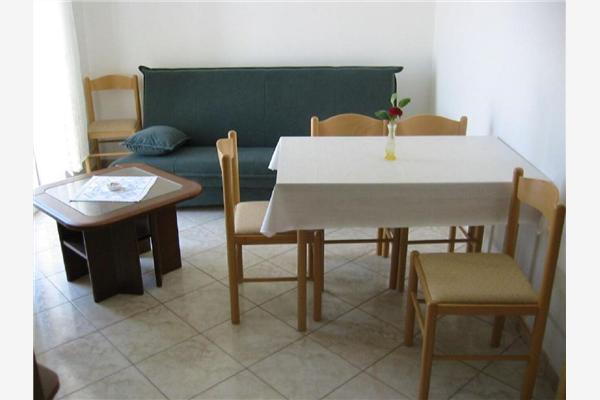 Apartment A1, for 5 persons